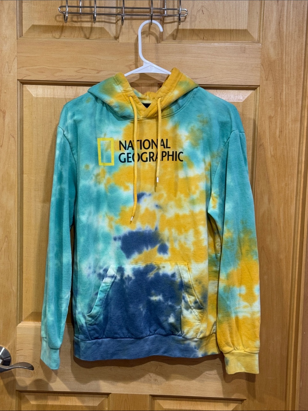 National Geographic Tie-Dye Hoodie green Yellow, size S Bahamas island